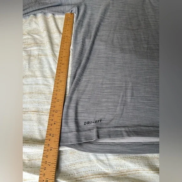 Nike men’s dri fit superset 1/4 zip grey long sleeve size medium shirt - Picture 5 of 9